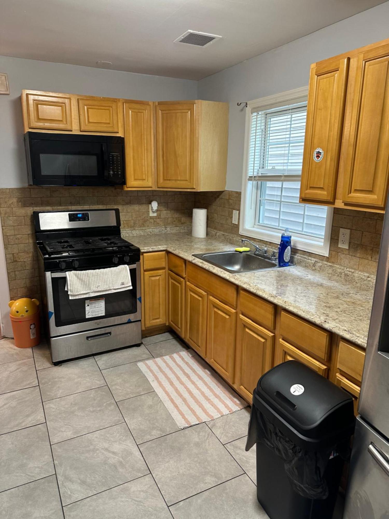 Fidelia Crystal Room, Queen Bed Minutes From Newark Liberty International Airport And Newark Penn Station Irvington Esterno foto